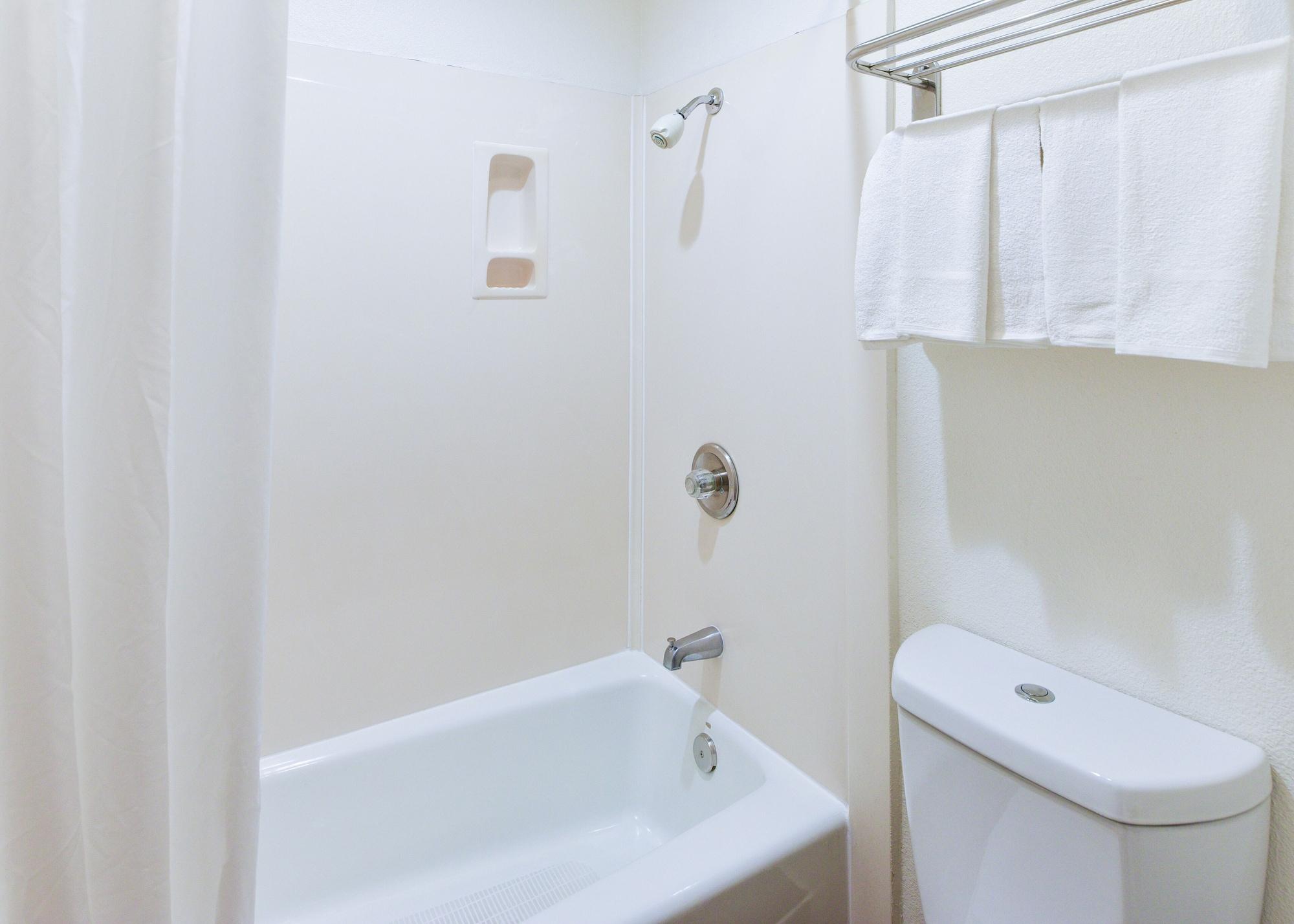 Hollywood Inn Express South Лос-Анджелес Экстерьер фото