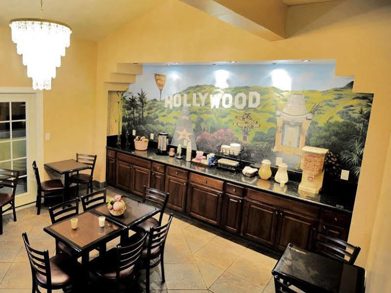 Hollywood Inn Express South Лос-Анджелес Экстерьер фото