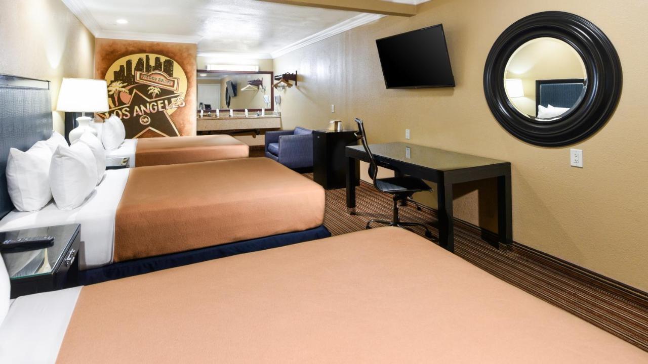 Hollywood Inn Express South Лос-Анджелес Экстерьер фото